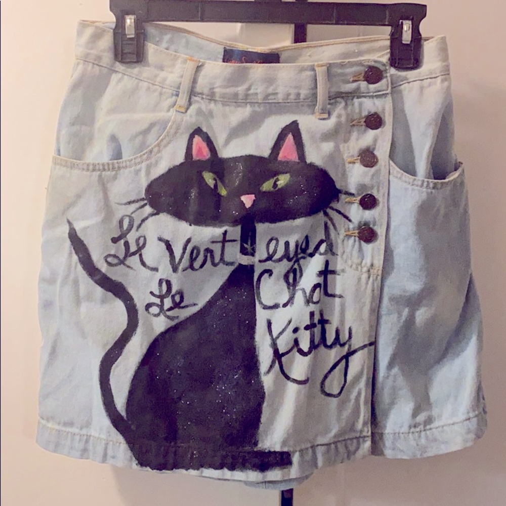 Asymmetrical skort with hand painted cat